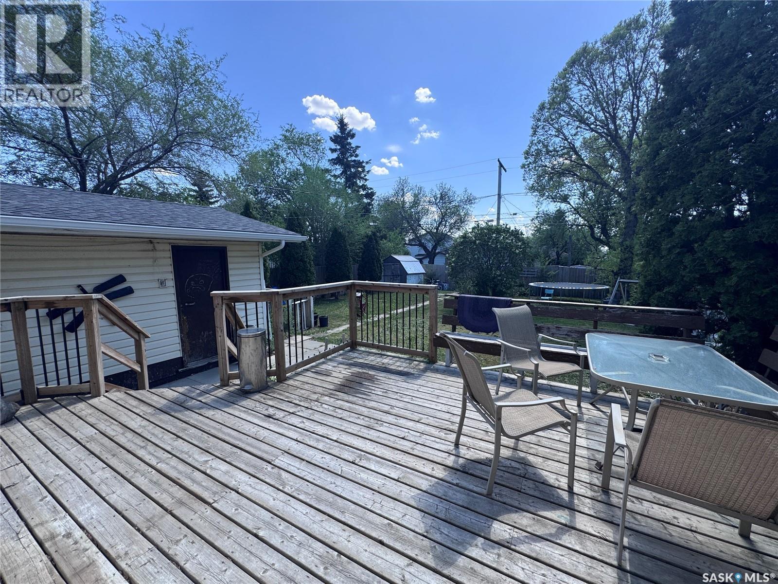 408 4th Avenue E, Biggar, Saskatchewan  S0K 0M0 - Photo 34 - SK038385