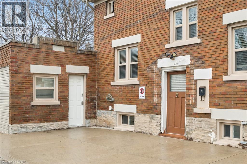 22 Dellroy Avenue, Kitchener, Ontario  N2A 2S1 - Photo 3 - 40825698