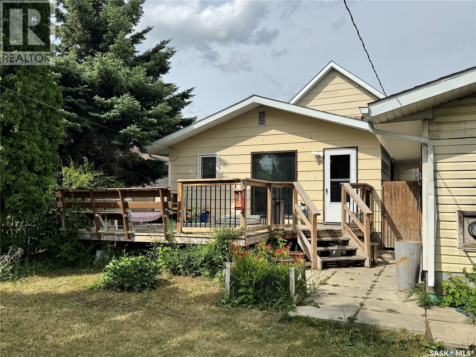 408 4th Avenue E, Biggar, Saskatchewan  S0K 0M0 - Photo 32 - SK038385