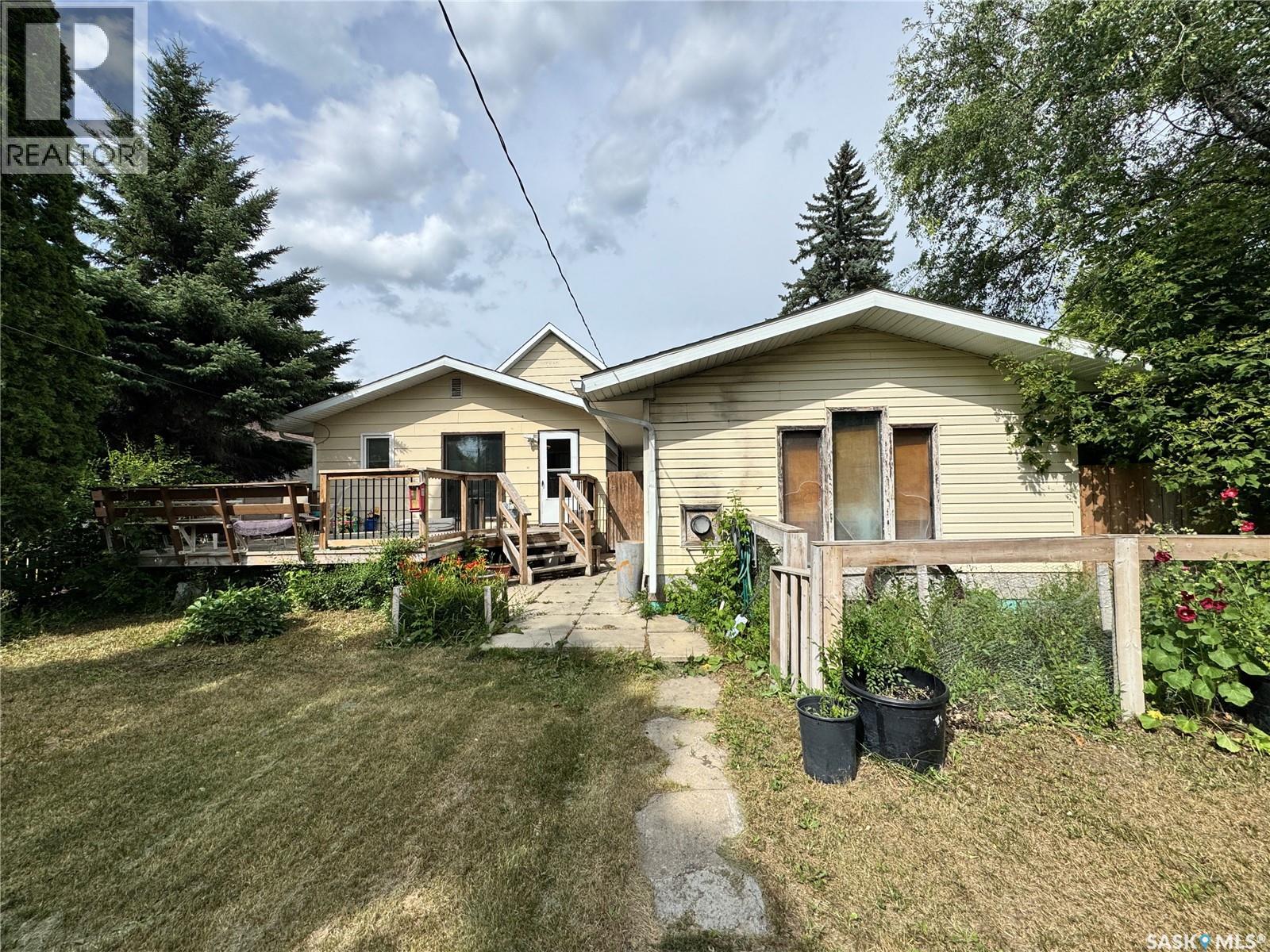 408 4th Avenue E, Biggar, Saskatchewan  S0K 0M0 - Photo 42 - SK038385