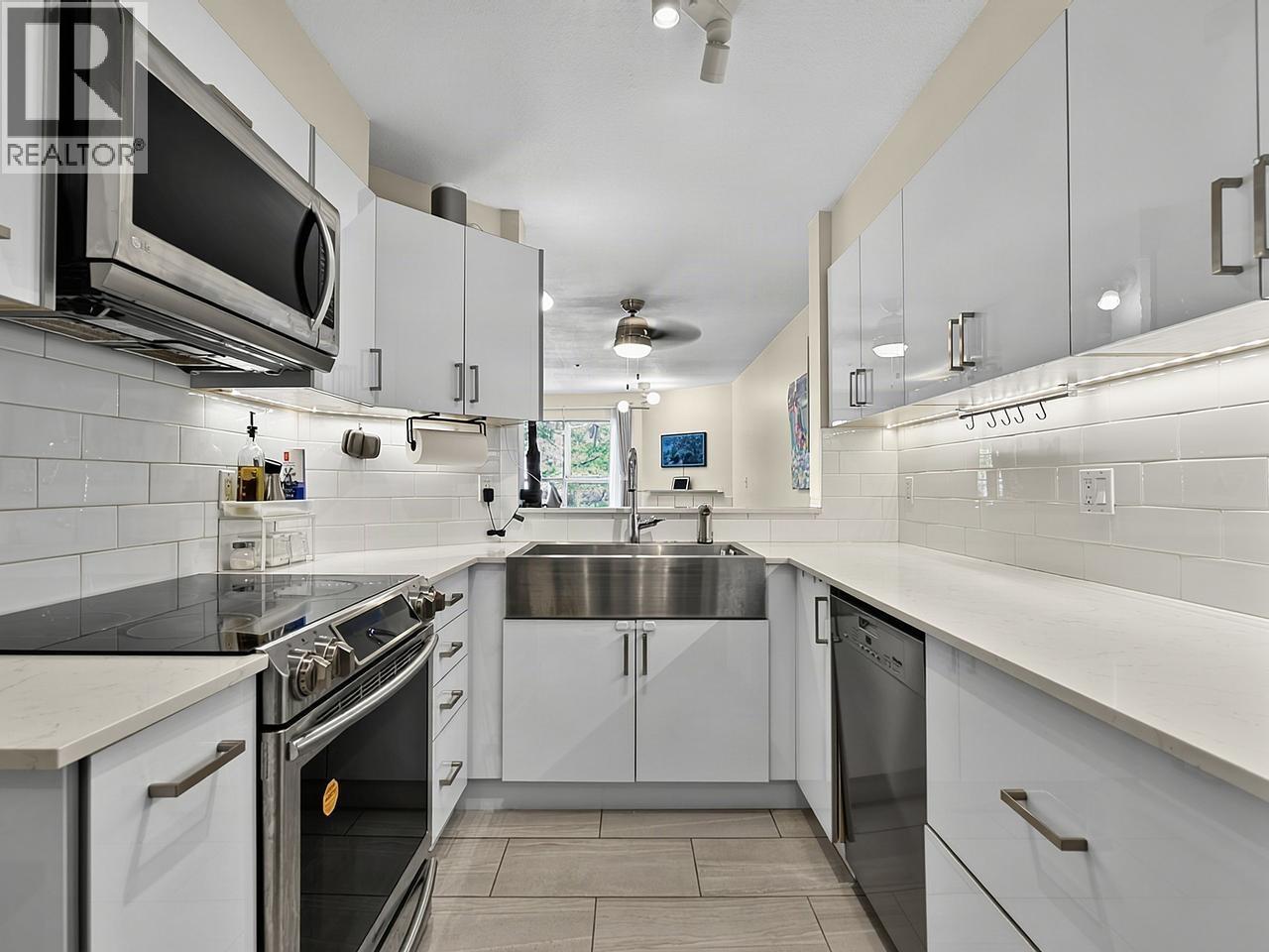 307 509 Carnarvon Street, New Westminster, British Columbia  V3L 5S4 - Photo 11 - R3155343