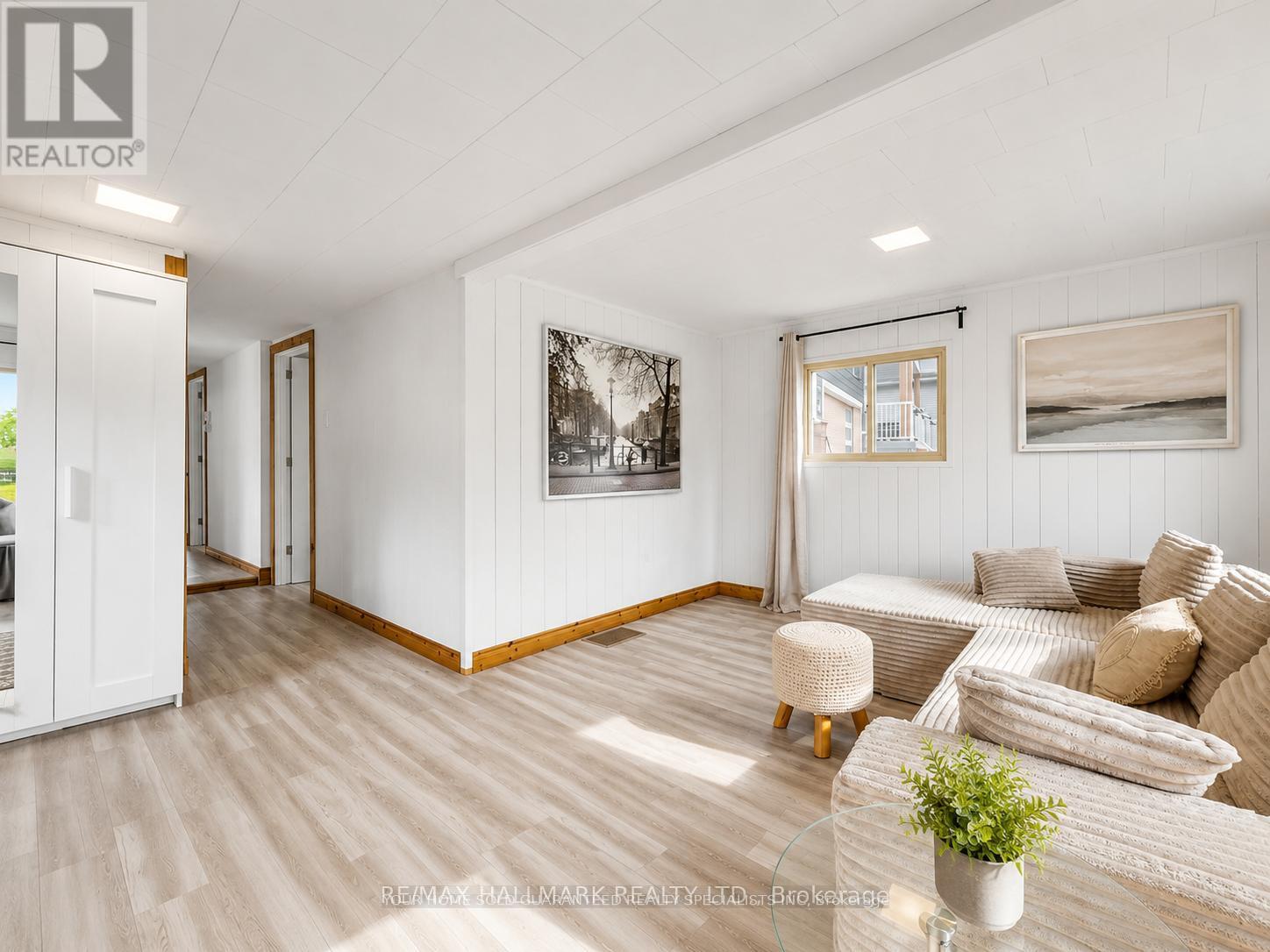 1053 Elm Road, Innisfil, Ontario  L0L 1C0 - Photo 6 - N13673310