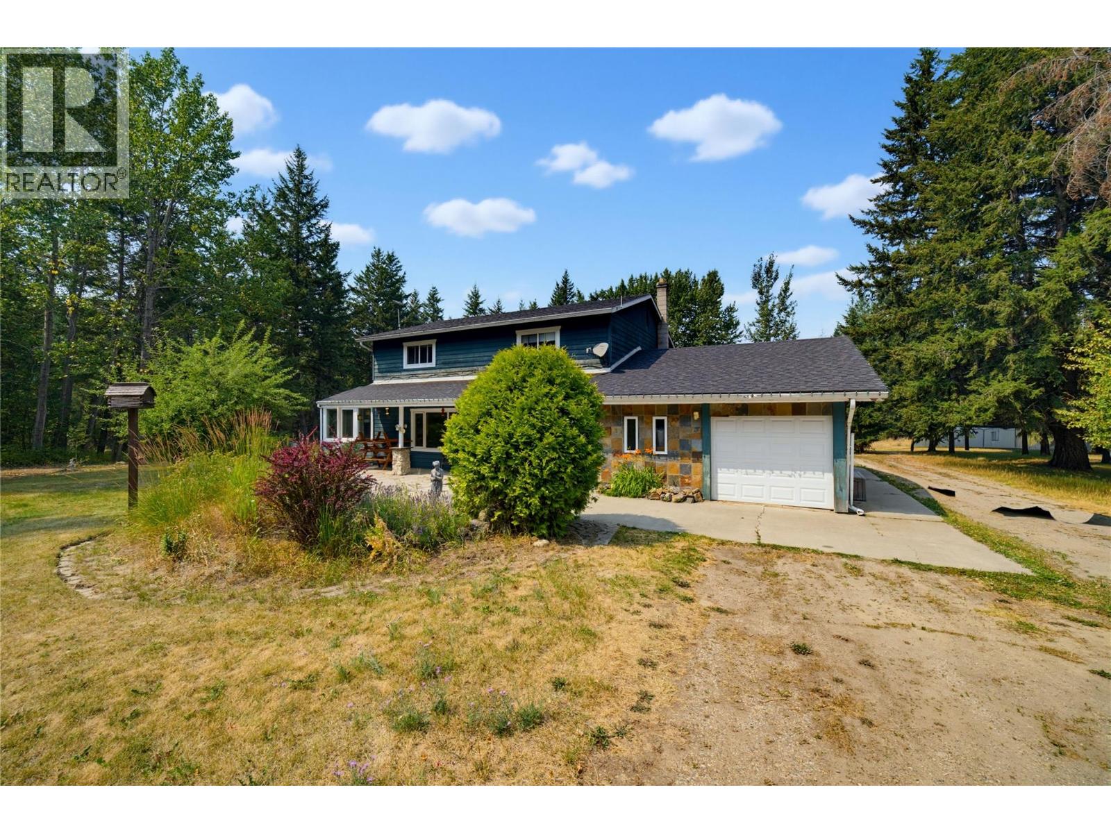 4425 Chase-Falkland Road, Falkland, British Columbia  V0E 1W0 - Photo 36 - 10397638