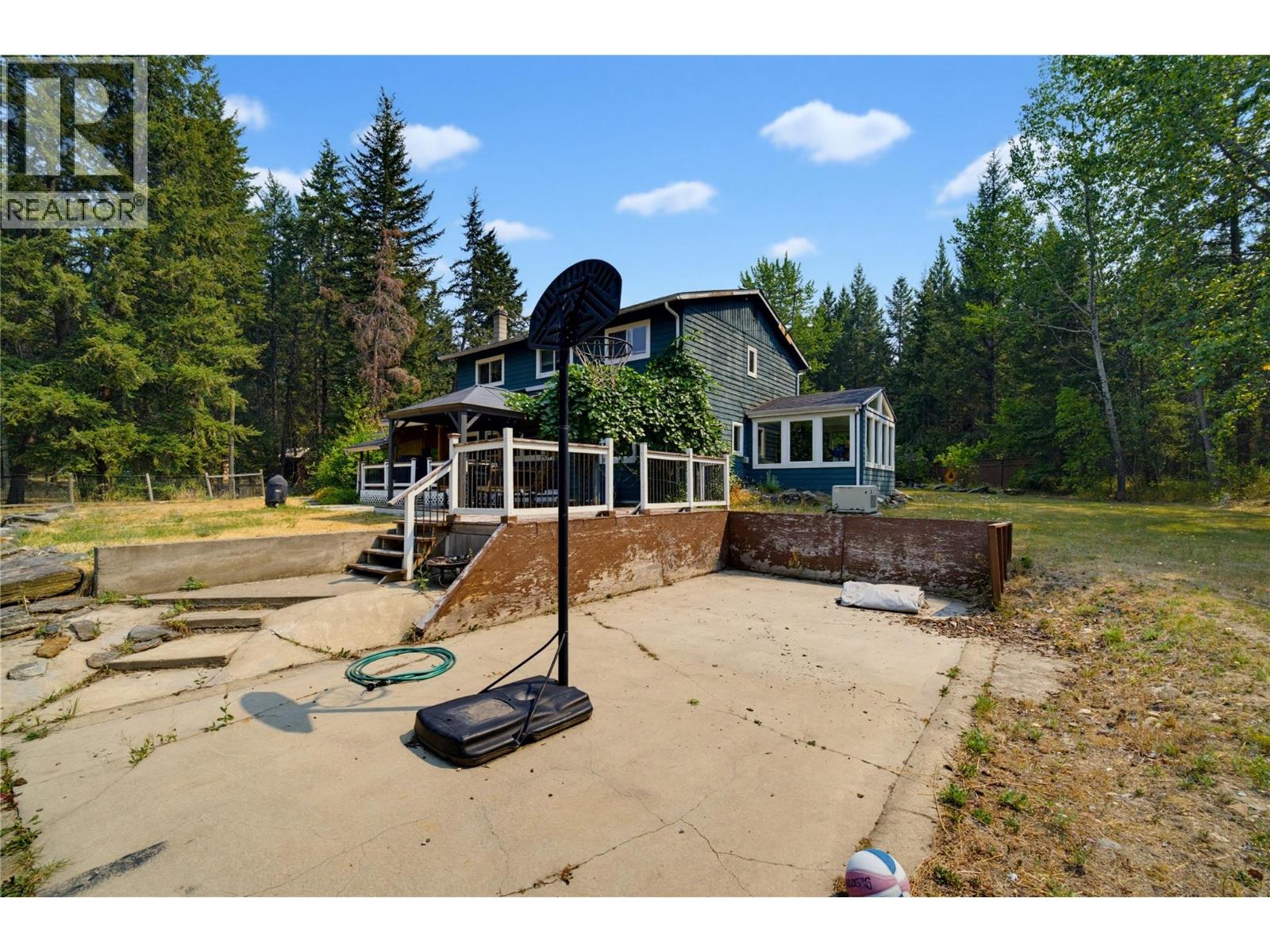 4425 Chase-Falkland Road, Falkland, British Columbia  V0E 1W0 - Photo 44 - 10397638