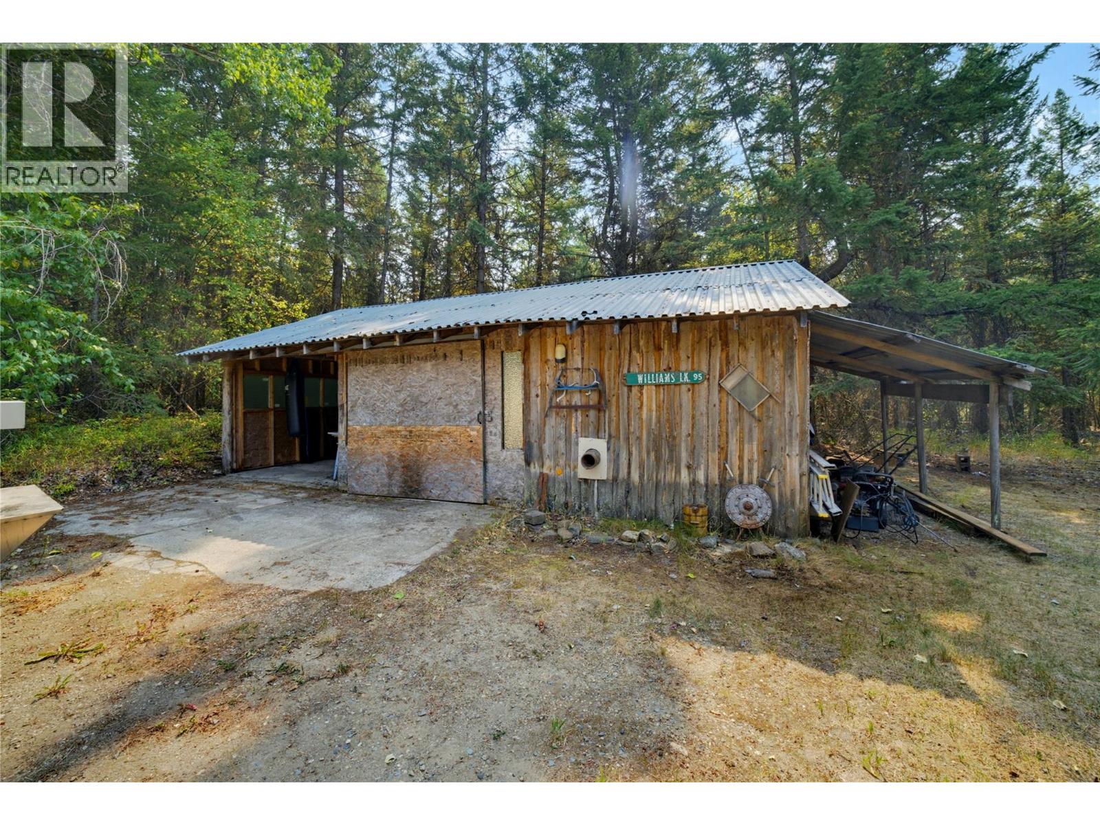 4425 Chase-Falkland Road, Falkland, British Columbia  V0E 1W0 - Photo 65 - 10397638