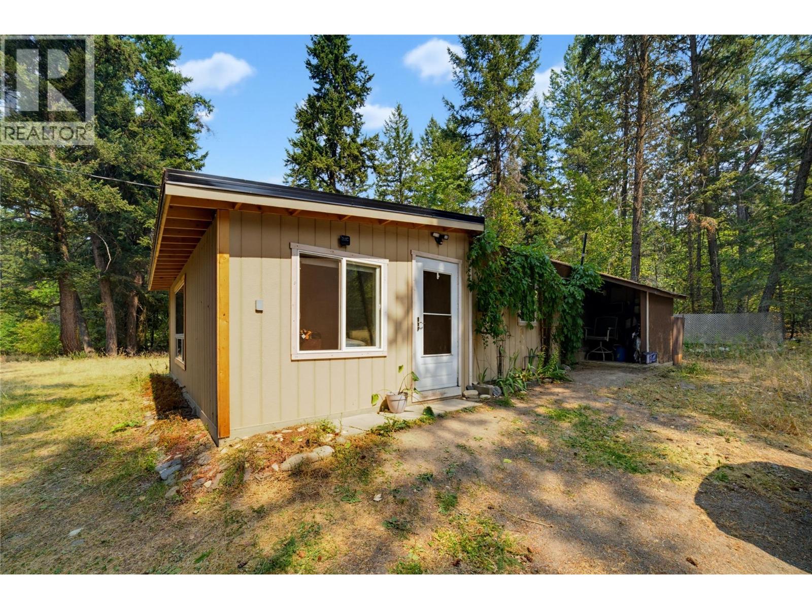 4425 Chase-Falkland Road, Falkland, British Columbia  V0E 1W0 - Photo 48 - 10397638