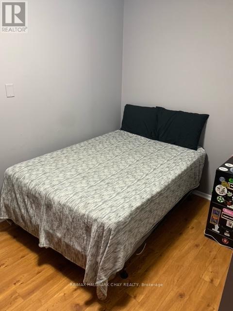 1-4 - 58 Penetang Street, Barrie (Codrington), Ontario  L4M 1V6 - Photo 4 - S13673286