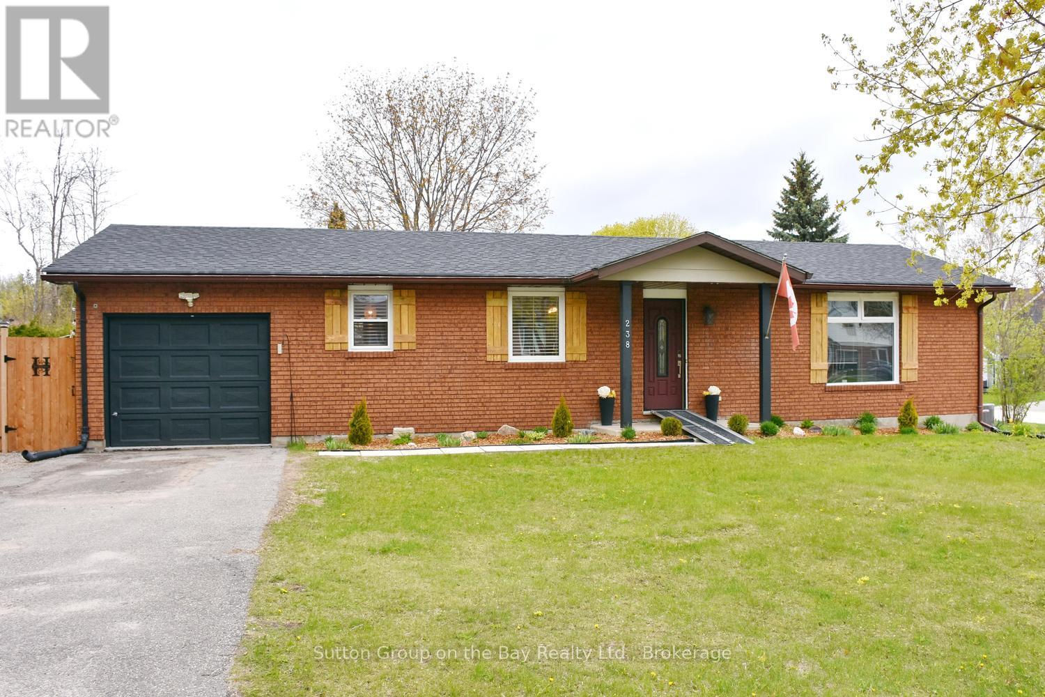 238 Mccrea Drive, Clearview, Ontario  L0M 1S0 - Photo 2 - S13132194