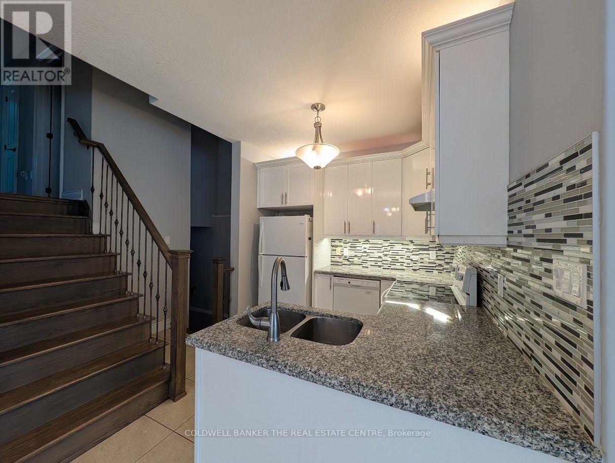 1848 Lamstone Street, Innisfil, Ontario  L9S 5A1 - Photo 4 - N13444858