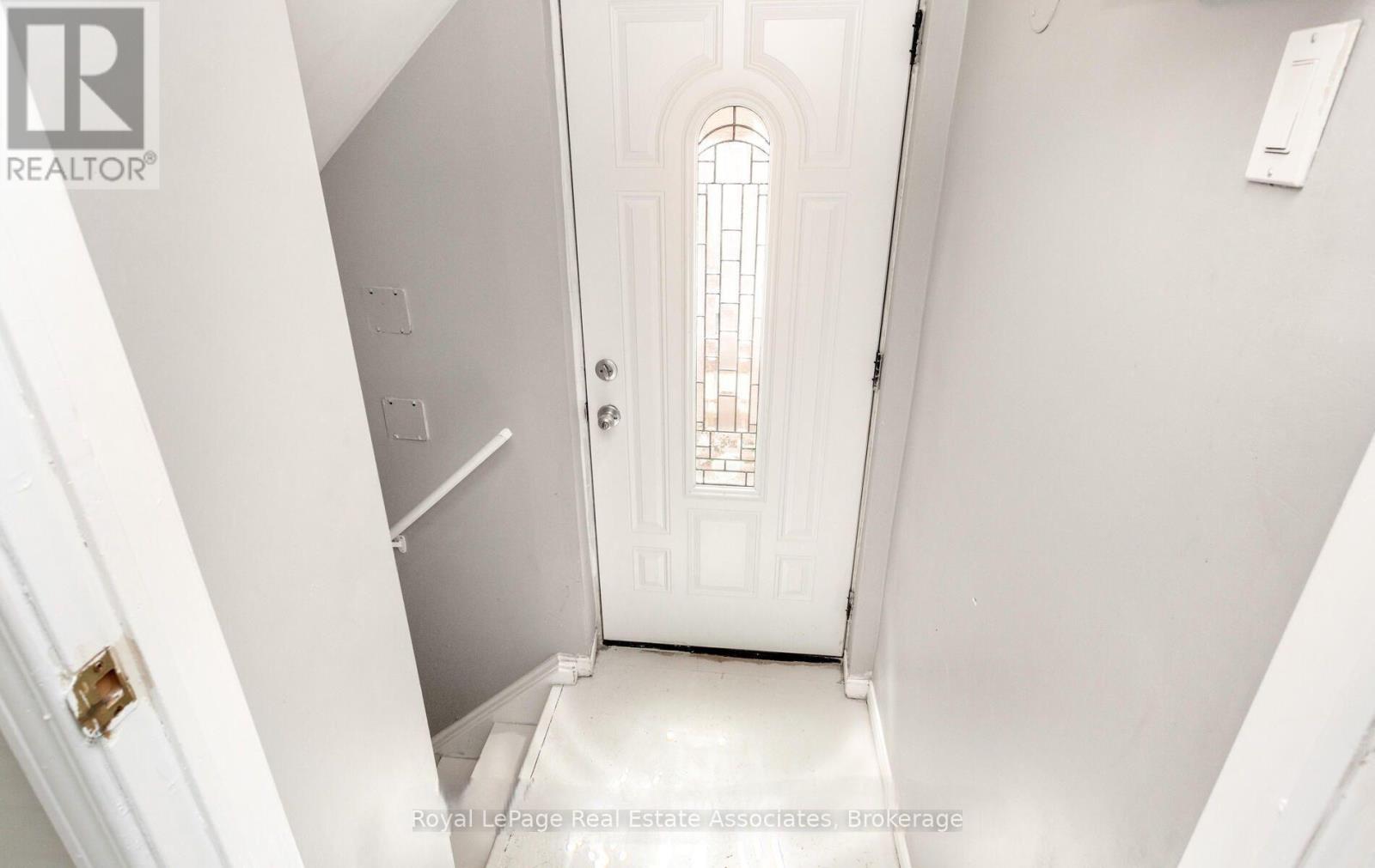 Lower - 116 Lake Louise Drive, Brampton, Ontario  L6X 4Z8 - Photo 3 - W13673278