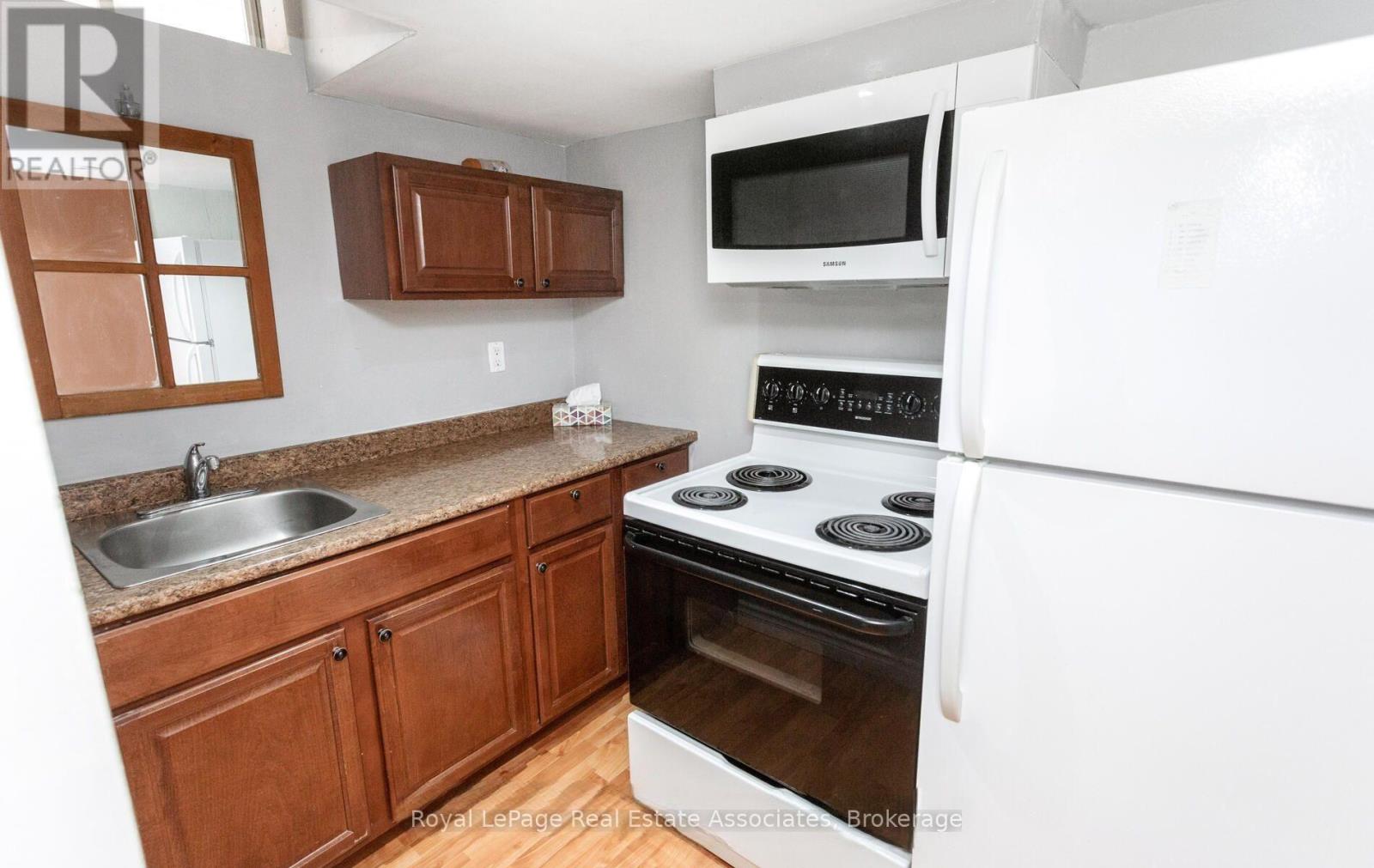 Lower - 116 Lake Louise Drive, Brampton, Ontario  L6X 4Z8 - Photo 5 - W13673278