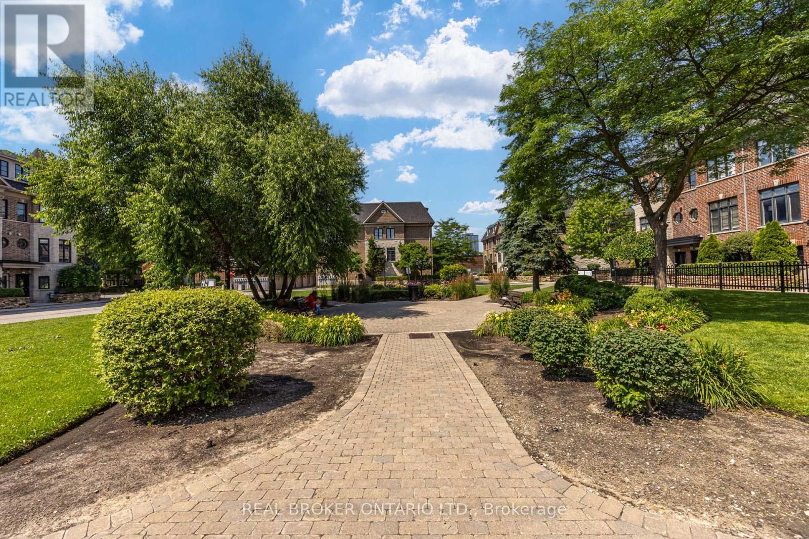 39 Ruby Lang Lane, Toronto, Ontario M8Z 0B8 - Photo 31 - W13673314