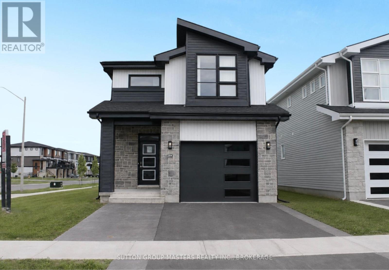 204 SUPERIOR DRIVE, Loyalist, Ontario