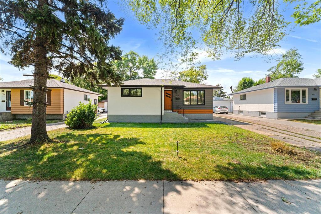 728 Kildare Avenue, Winnipeg, Manitoba  R2C 2C3 - Photo 0 - 202620300