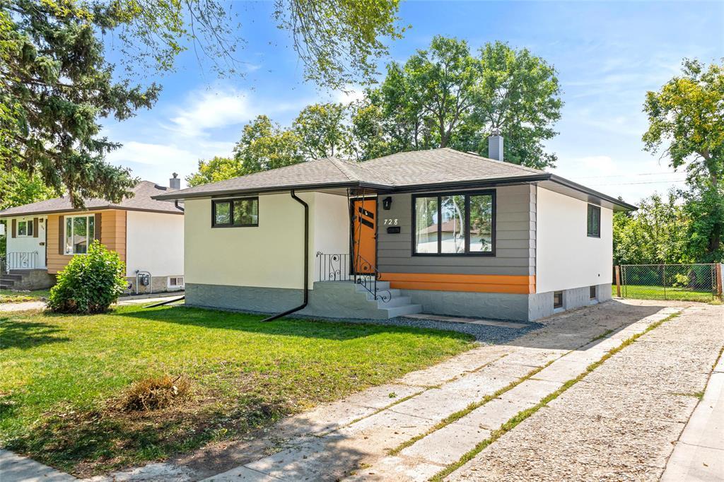 728 Kildare Avenue, Winnipeg, Manitoba  R2C 2C3 - Photo 2 - 202620300