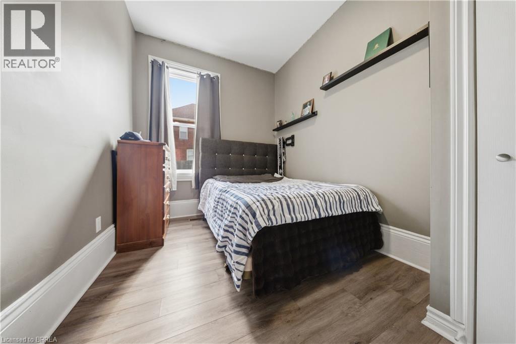64 Richardson Street, Brantford, Ontario  N3T 1J1 - Photo 17 - 40855632