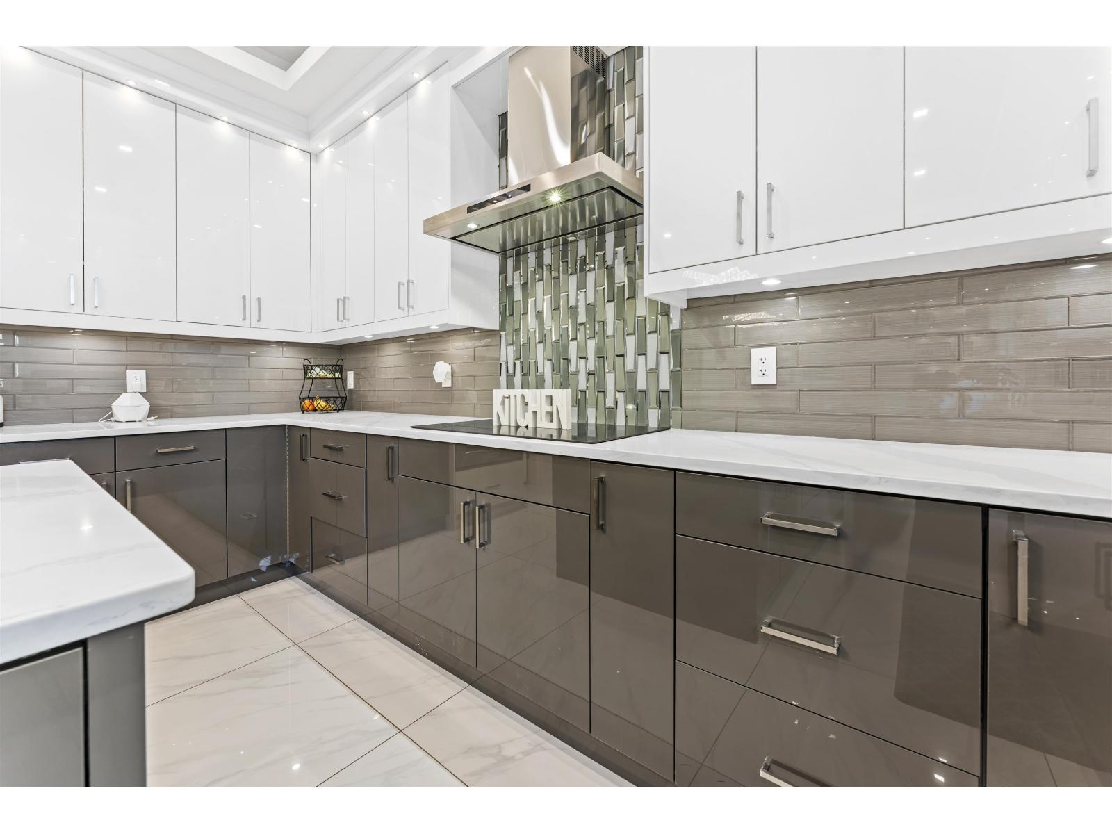 7585 143 Street, Surrey, British Columbia  V3W 5P2 - Photo 13 - R3155567