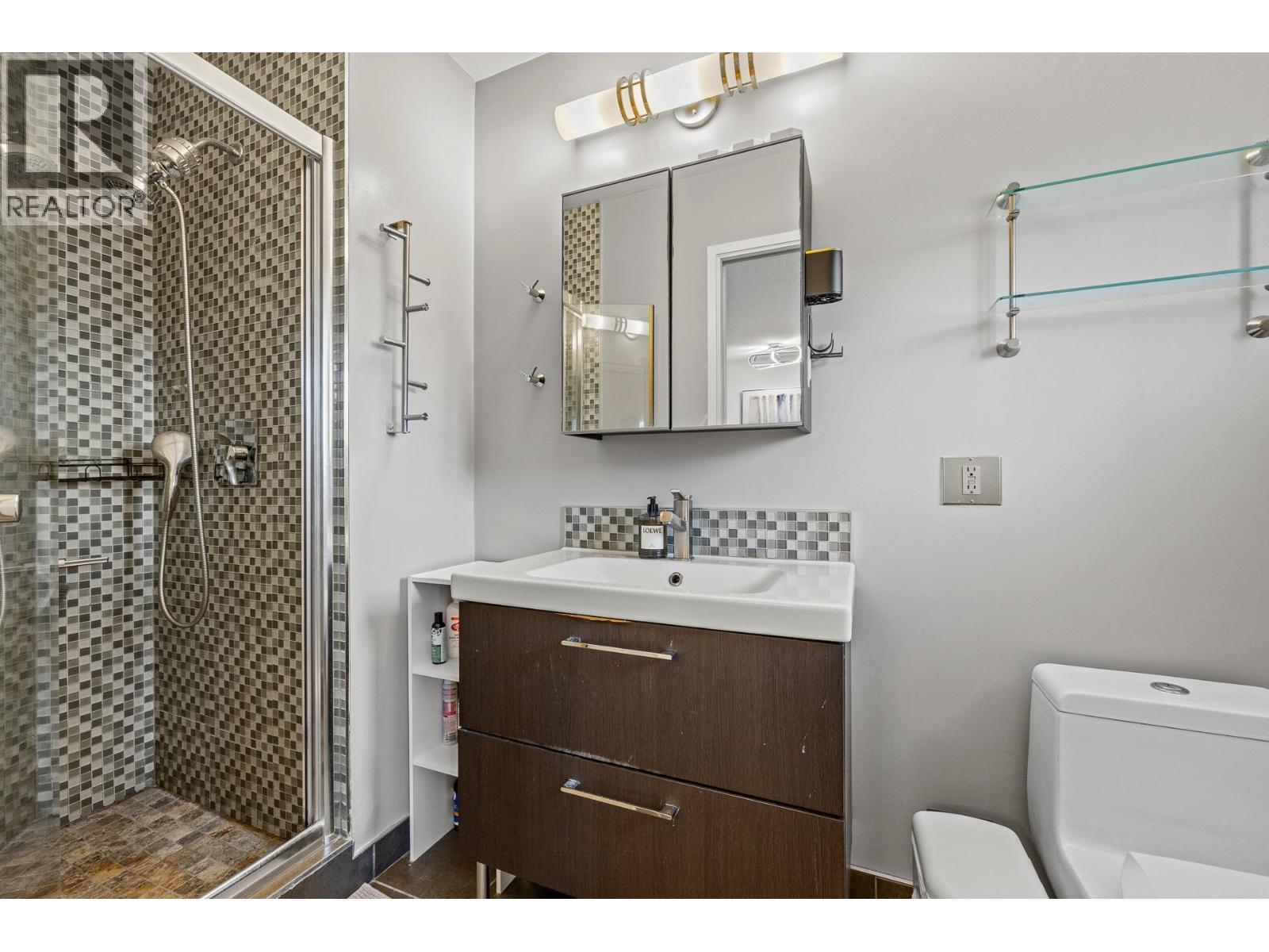 8640 Sierpina Drive, Richmond, British Columbia  V7A 4M9 - Photo 20 - R3154390
