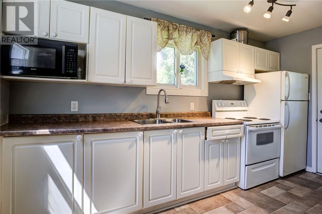 230 Lake Road, St. Charles, Ontario  P0M 2W0 - Photo 43 - 2129794