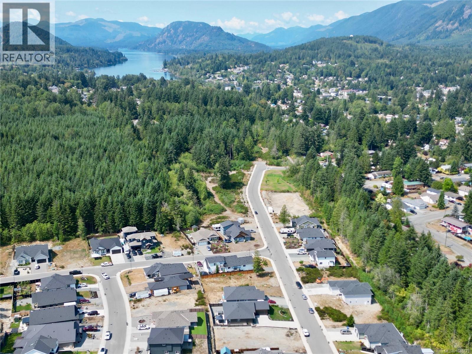 144 Edgewood Dr, Lake Cowichan, British Columbia  V0R 2G0 - Photo 6 - 1046773