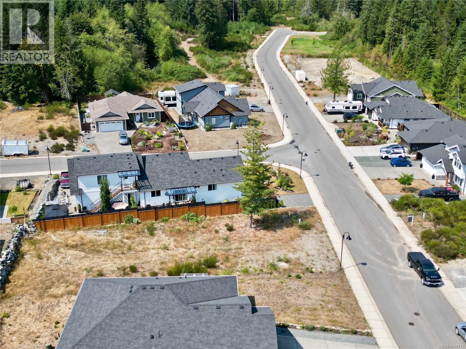 144 Edgewood Dr, Lake Cowichan, British Columbia  V0R 2G0 - Photo 10 - 1046773