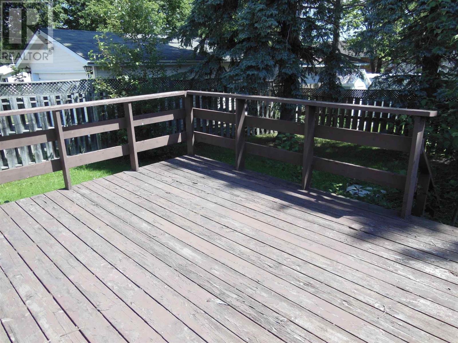 27 Parker Ave, Sault Ste. Marie, Ontario  P6B 1G6 - Photo 9 - SM262171
