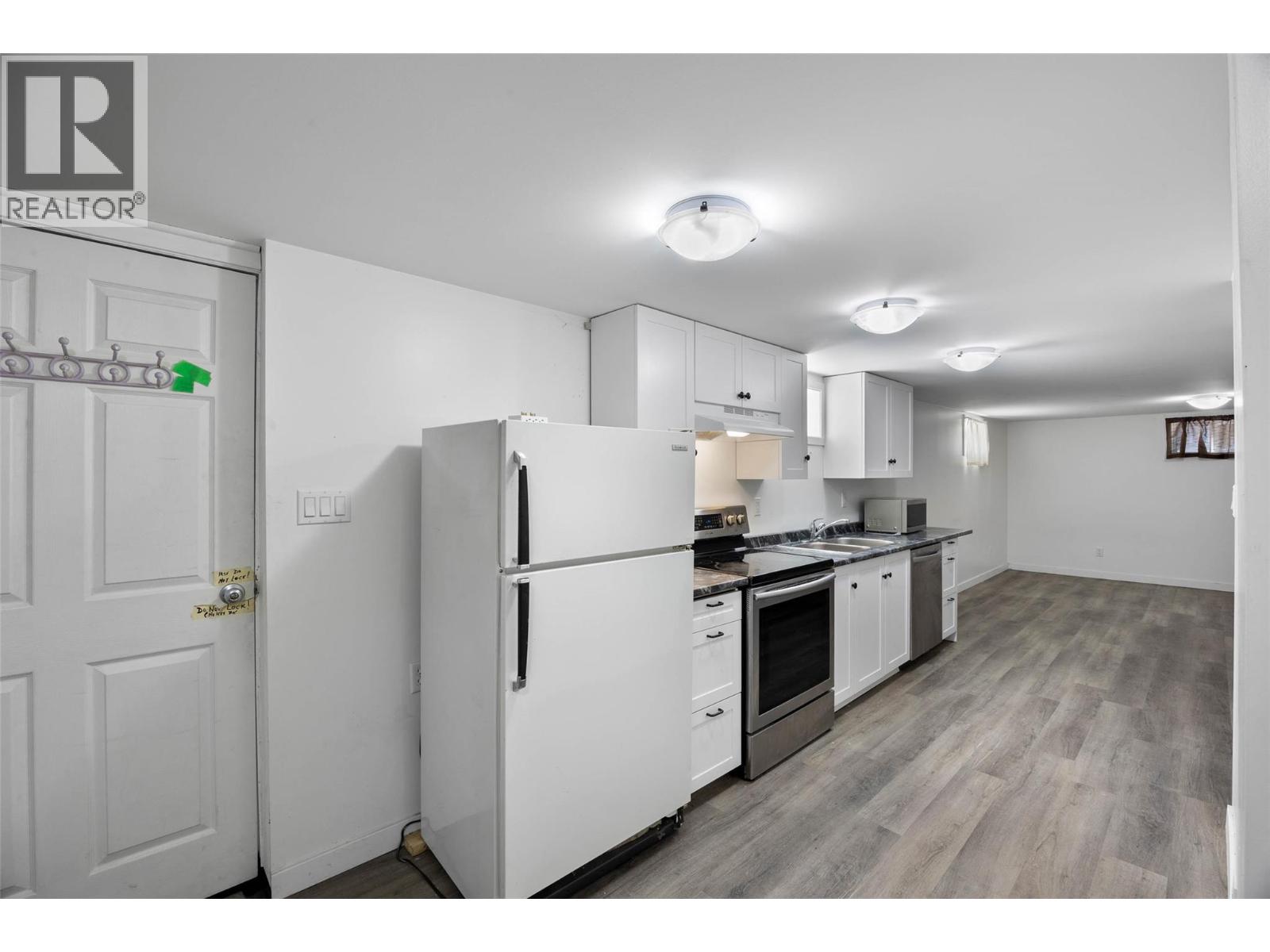 875 Surrey Avenue, Kamloops, British Columbia  V2B 1P7 - Photo 16 - 10397515
