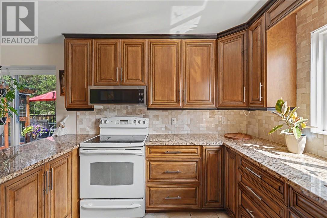 3026 Elm Street, Val Caron, Ontario  P3N 1R8 - Photo 14 - 2129805