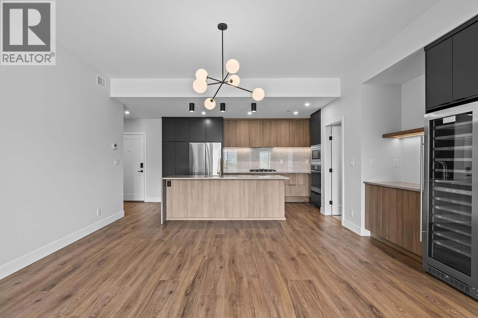 75 Predator Ridge Drive Unit# 307, Vernon, British Columbia  V1H 1G4 - Photo 1 - 10397010
