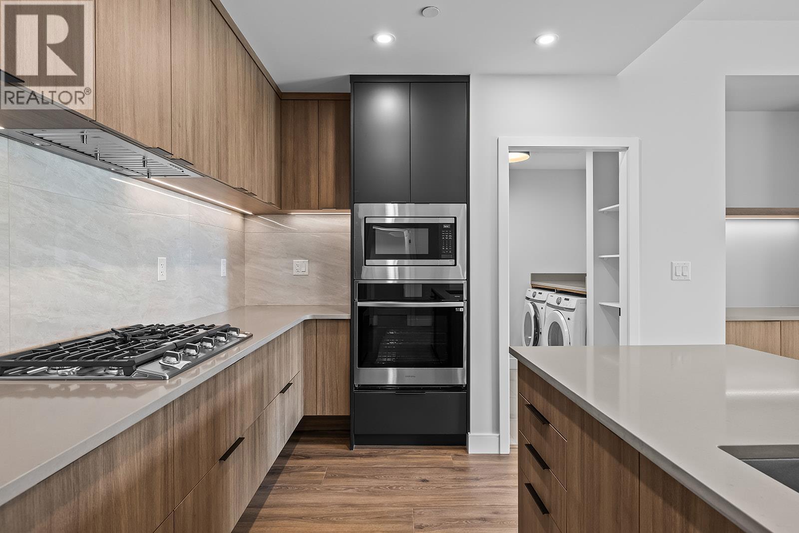 75 Predator Ridge Drive Unit# 307, Vernon, British Columbia  V1H 1G4 - Photo 7 - 10397010