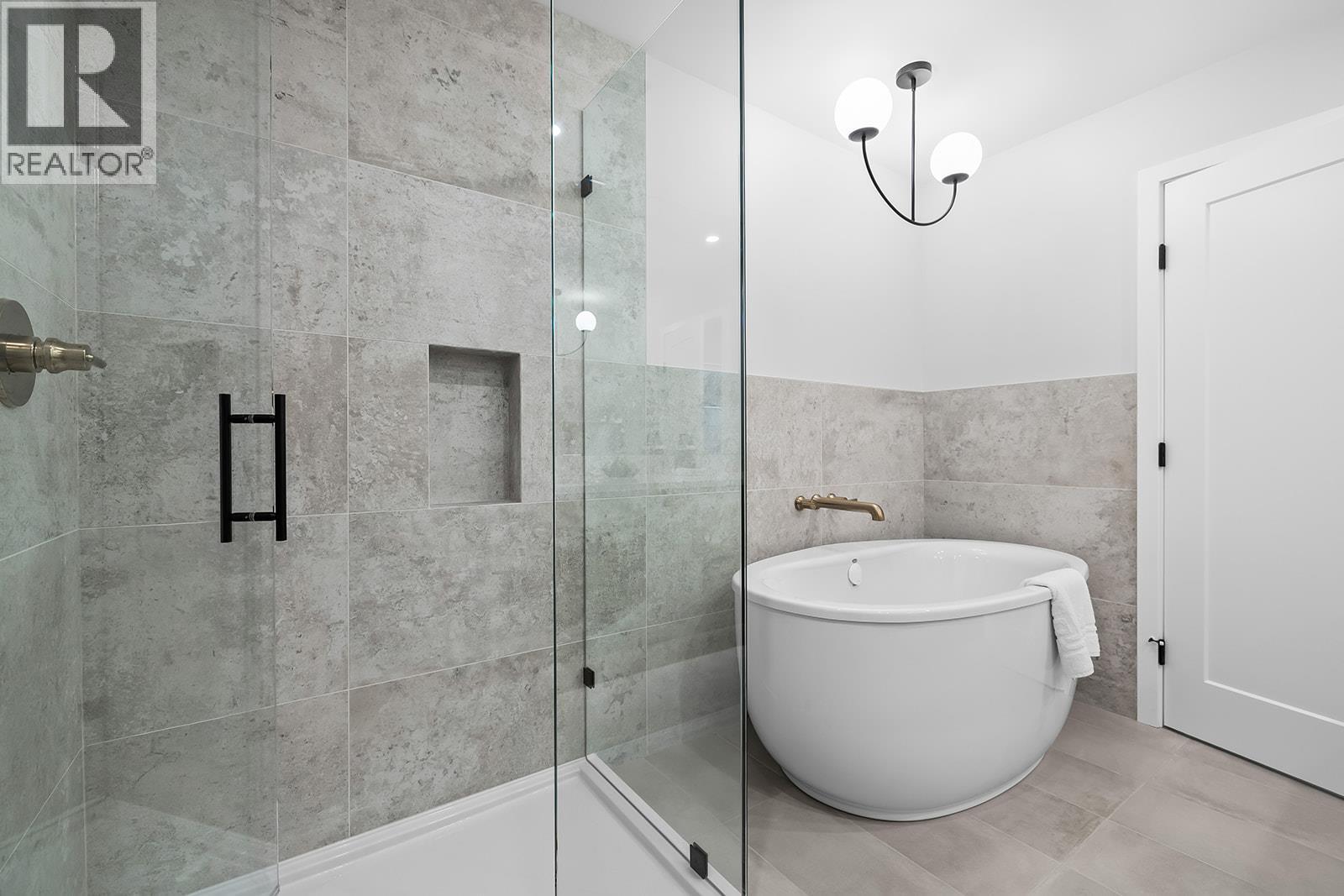 75 Predator Ridge Drive Unit# 103, Vernon, British Columbia  V1H 1G4 - Photo 28 - 10396690