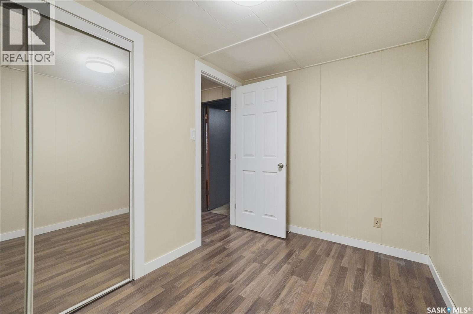 1305 W Avenue N, Saskatoon, Saskatchewan  S7L 3J2 - Photo 23 - SK045543