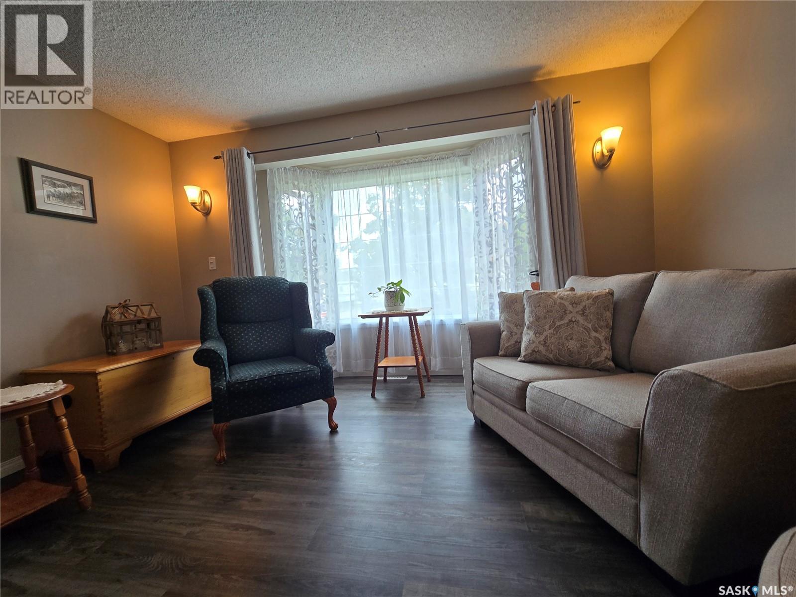 311 Eisenhower Street, Midale, Saskatchewan  S4H 1S0 - Photo 24 - SK045531