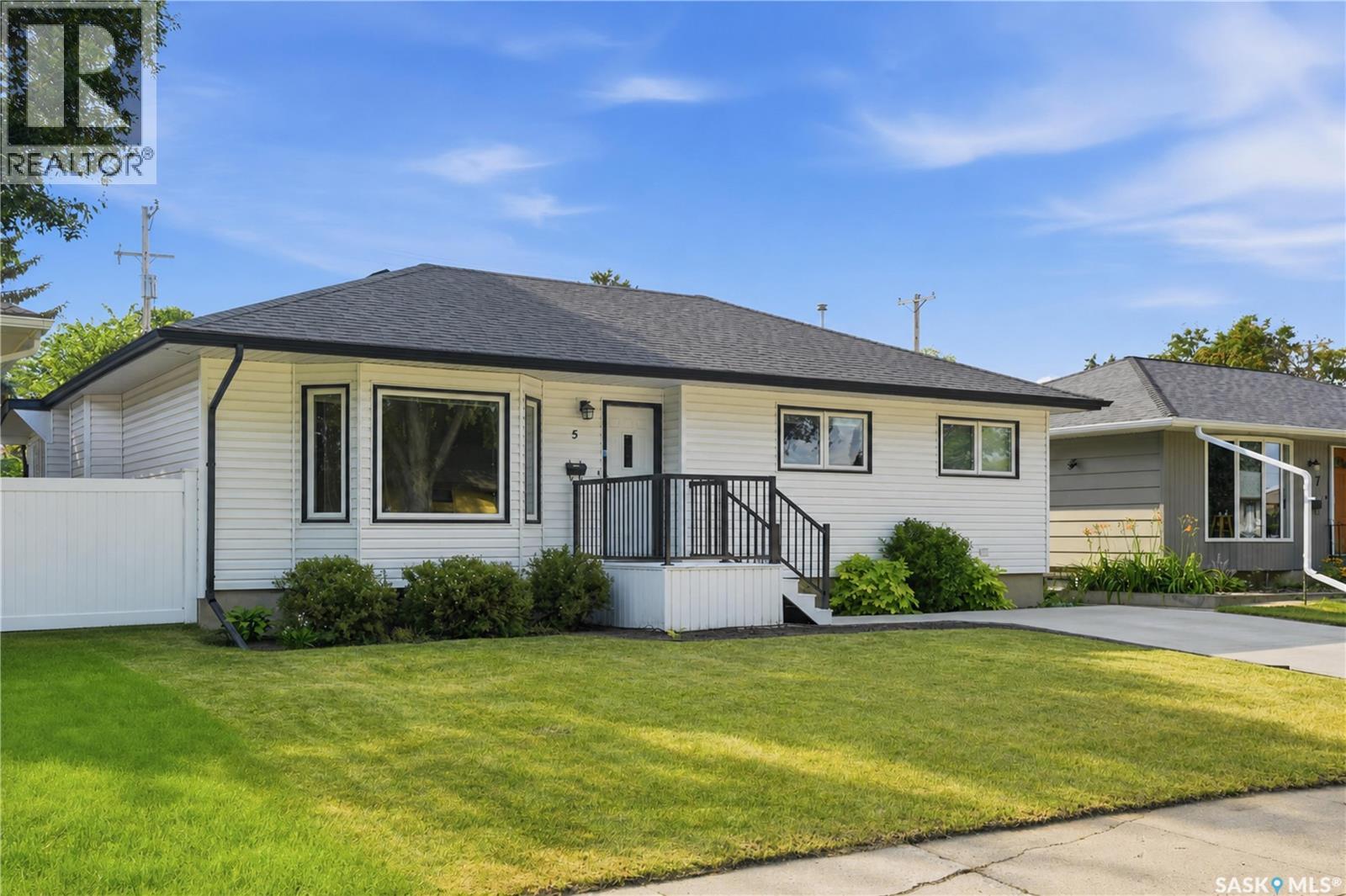 5 Stewart Avenue, Saskatoon, Saskatchewan  S7L 3S5 - Photo 40 - SK045298