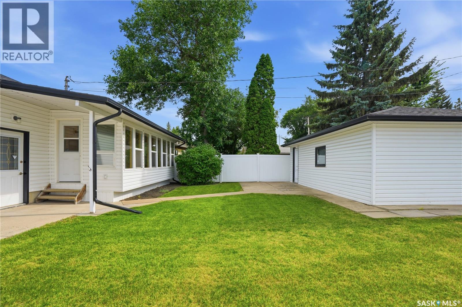 5 Stewart Avenue, Saskatoon, Saskatchewan  S7L 3S5 - Photo 46 - SK045298