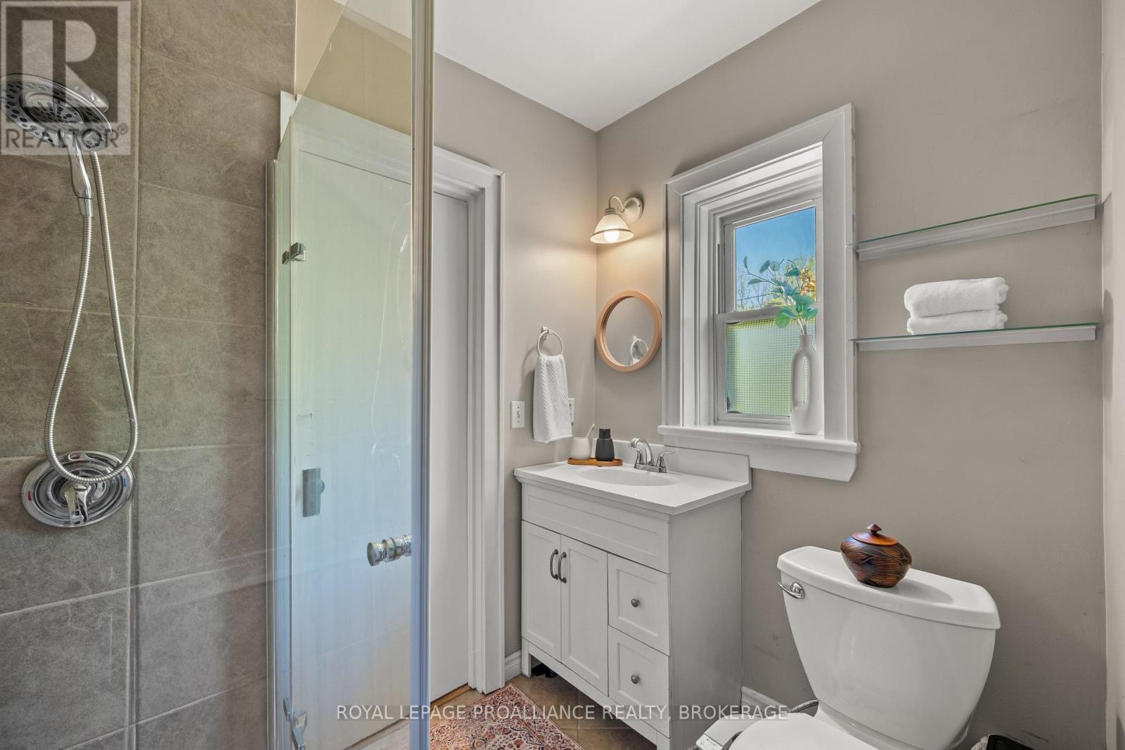 560 King Street W, Gananoque, Ontario  K7G 2H1 - Photo 24 - X13673536