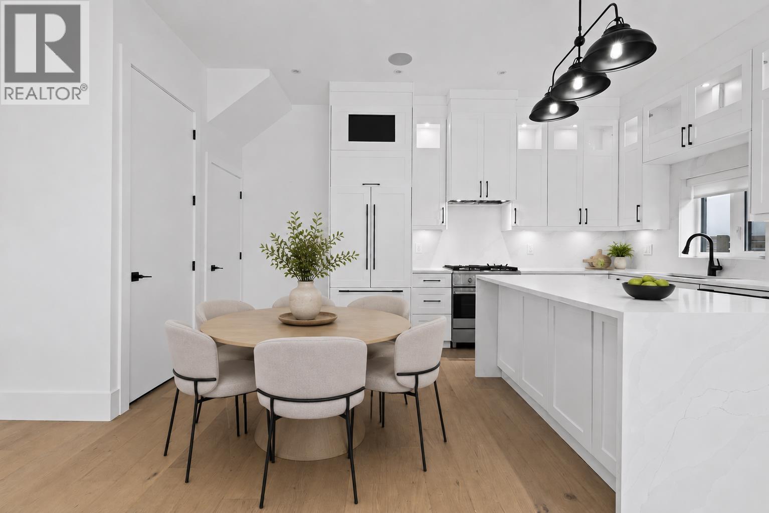 1 4463 Walden Street, Vancouver, British Columbia V5V 3S4 - Photo 6 - R3155373