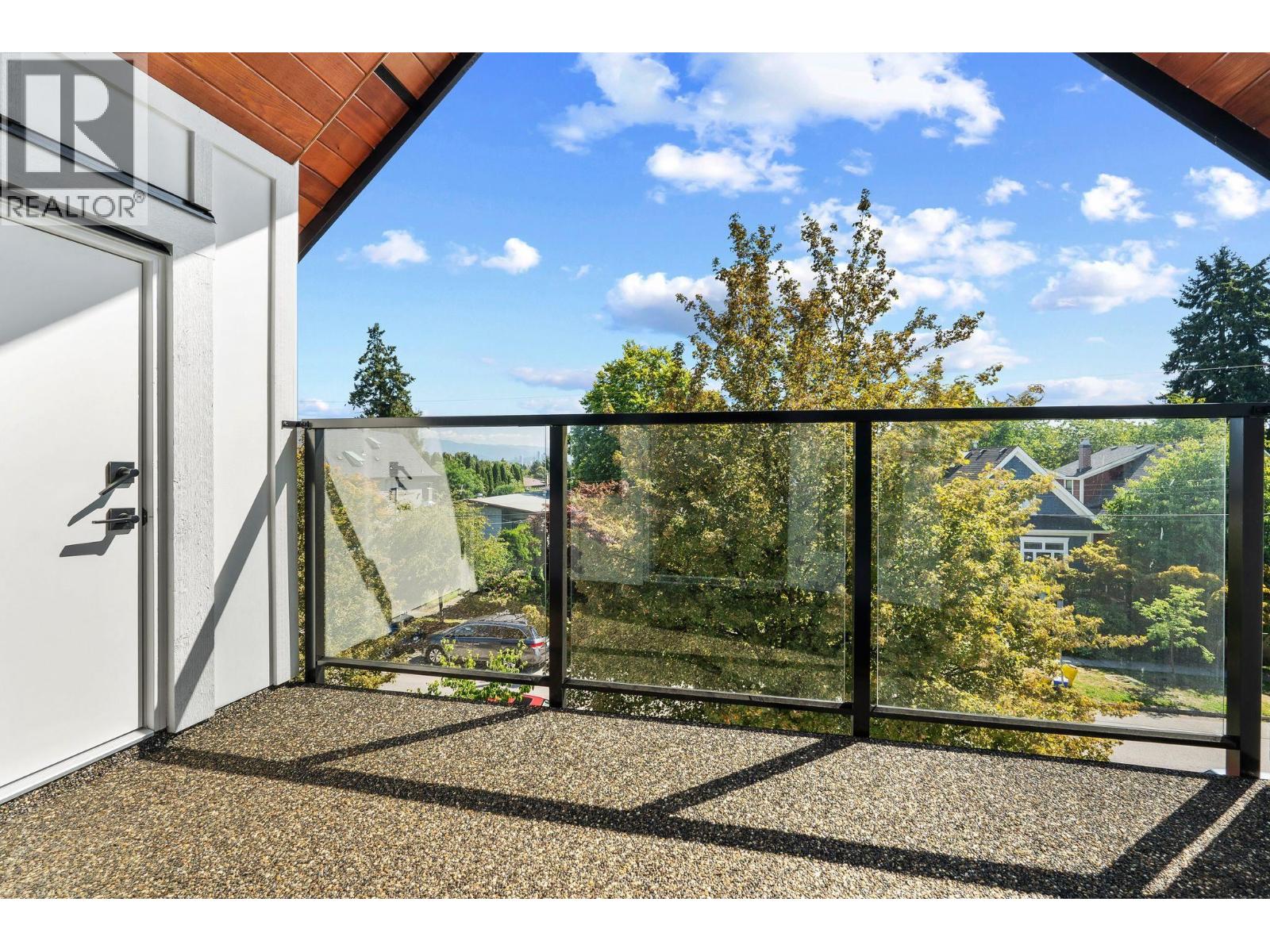 1 4463 Walden Street, Vancouver, British Columbia V5V 3S4 - Photo 27 - R3155373