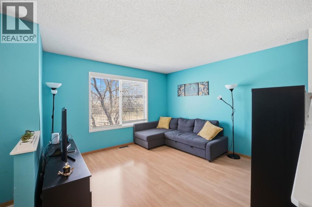 58 Martin Crossing Court Ne, Calgary, Alberta T3J 3P3 - Photo 14 - A2328205