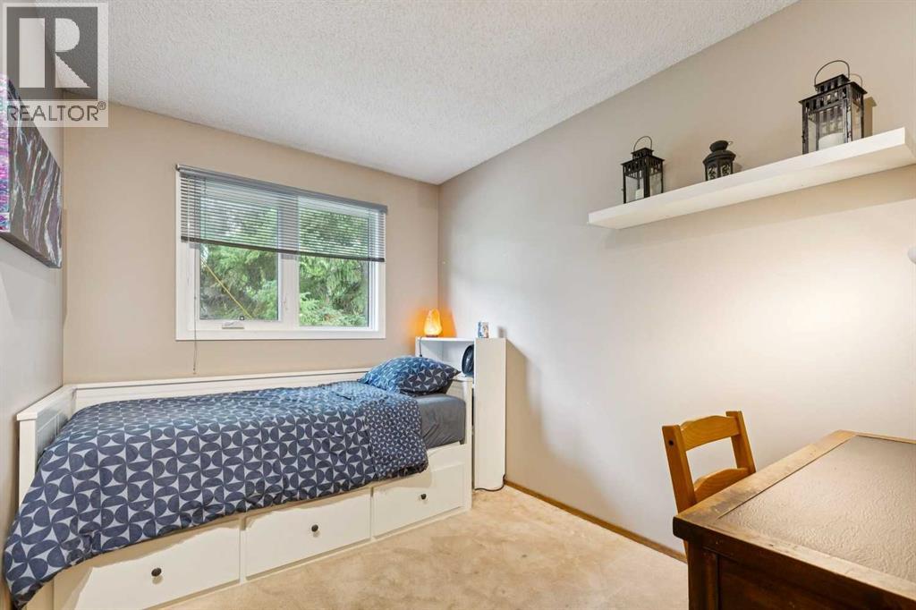 107 Bermuda Drive Nw, Calgary, Alberta  T3K 1H6 - Photo 21 - A2335636