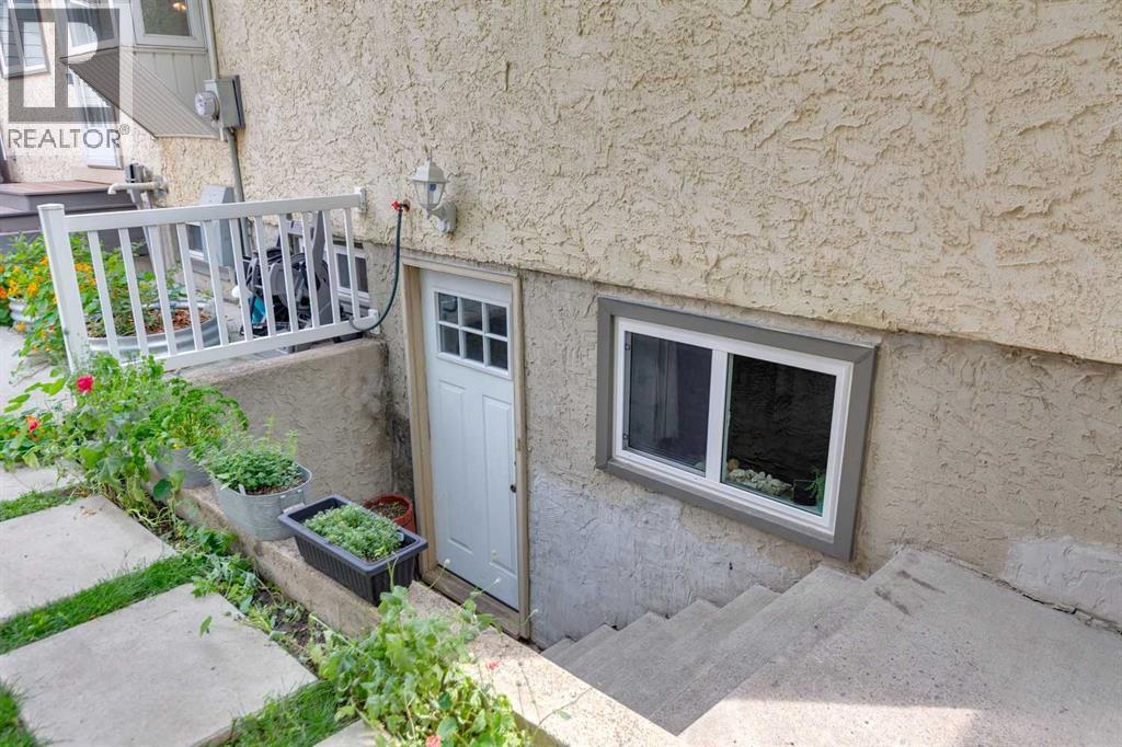 107 Bermuda Drive Nw, Calgary, Alberta  T3K 1H6 - Photo 31 - A2335636