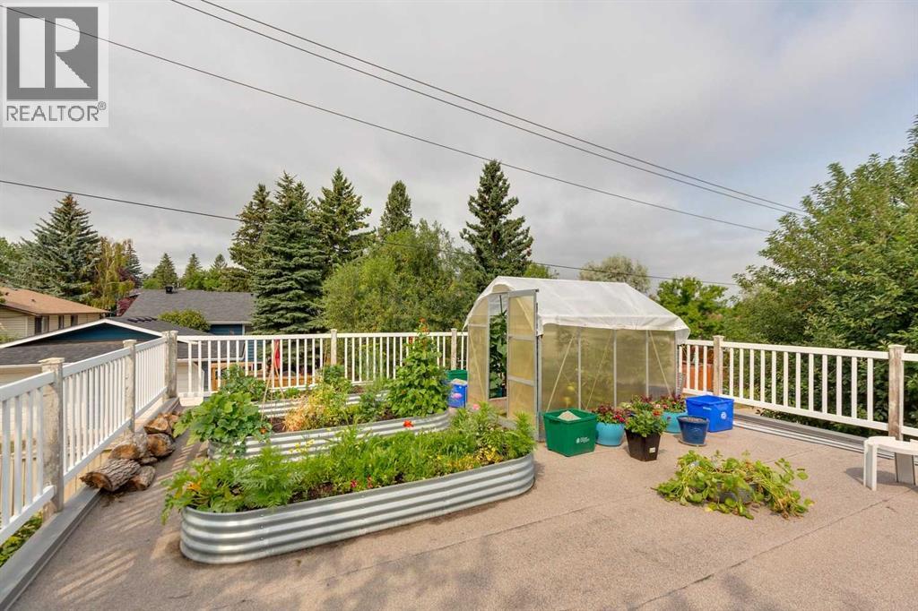 107 Bermuda Drive Nw, Calgary, Alberta  T3K 1H6 - Photo 40 - A2335636