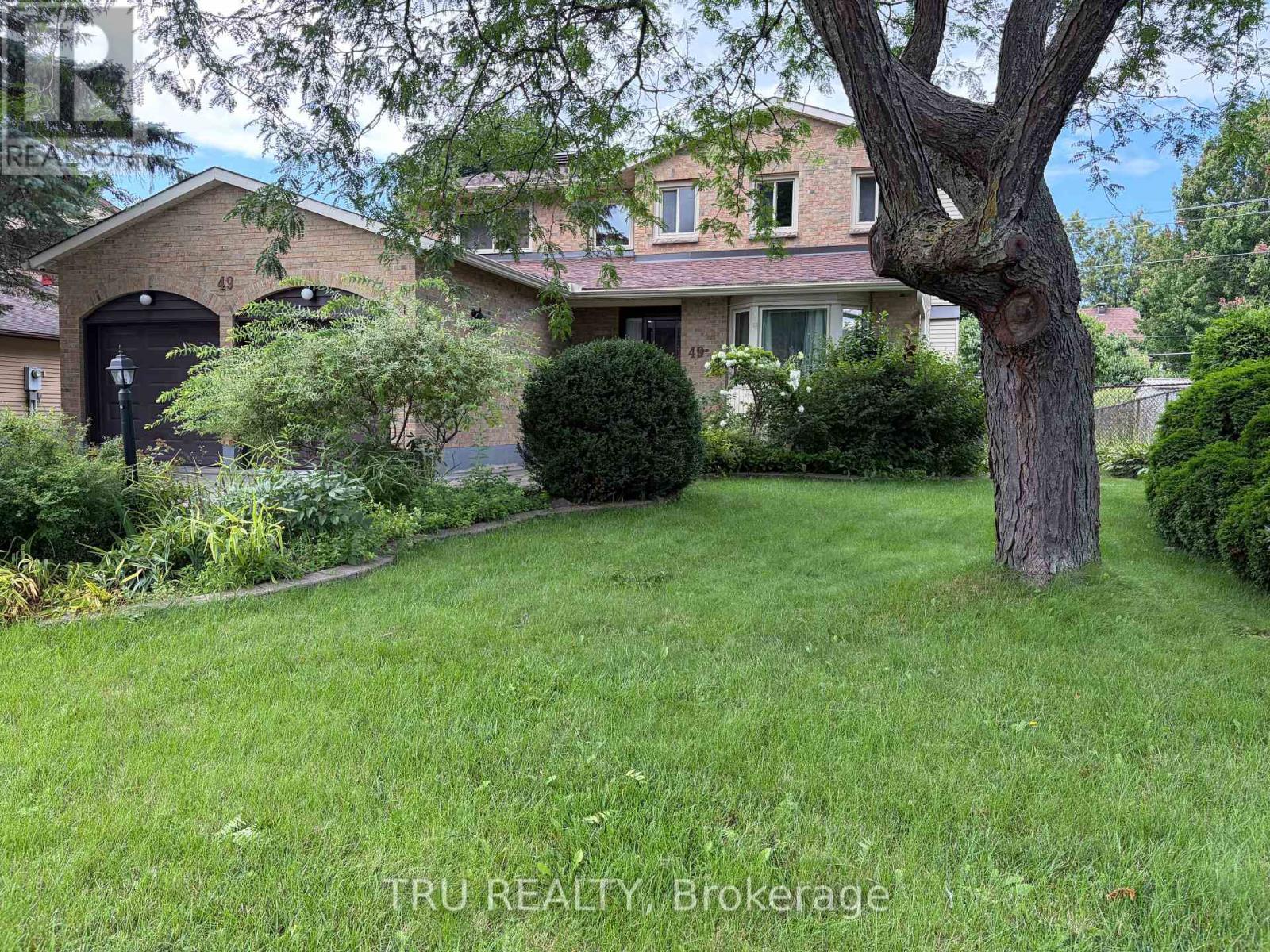 49 Farm Gate Crescent, Ottawa, Ontario