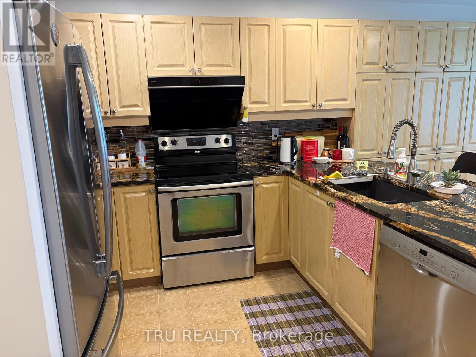 49 Farm Gate Crescent, Ottawa, Ontario K2E 7N3 - Photo 3 - X13673404