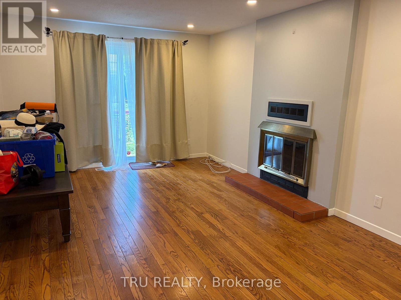 49 Farm Gate Crescent, Ottawa, Ontario K2E 7N3 - Photo 6 - X13673404