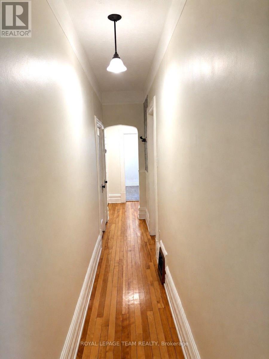 1-Main Level - 17 Adelaide Street, Ottawa, Ontario  K1S 3R9 - Photo 10 - X13673514