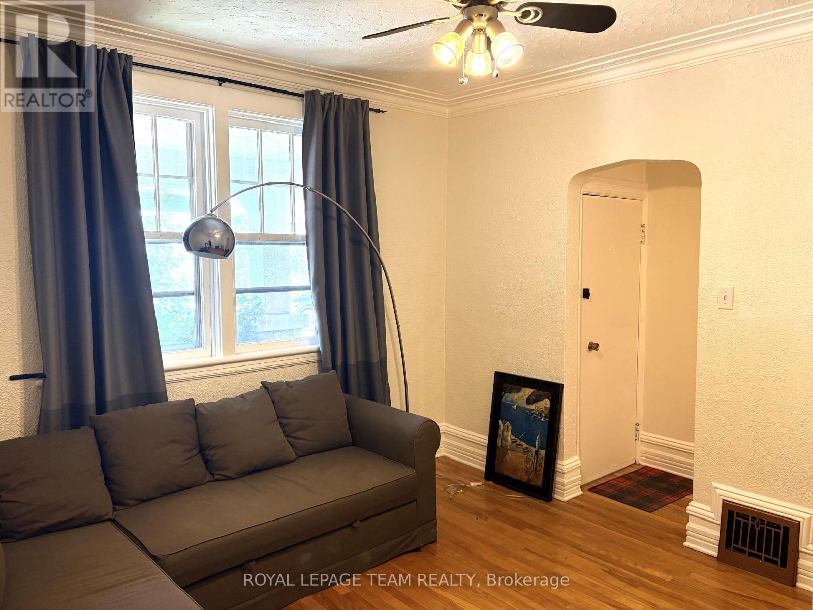 1-Main Level - 17 Adelaide Street, Ottawa, Ontario K1S 3R9 - Photo 3 - X13673514