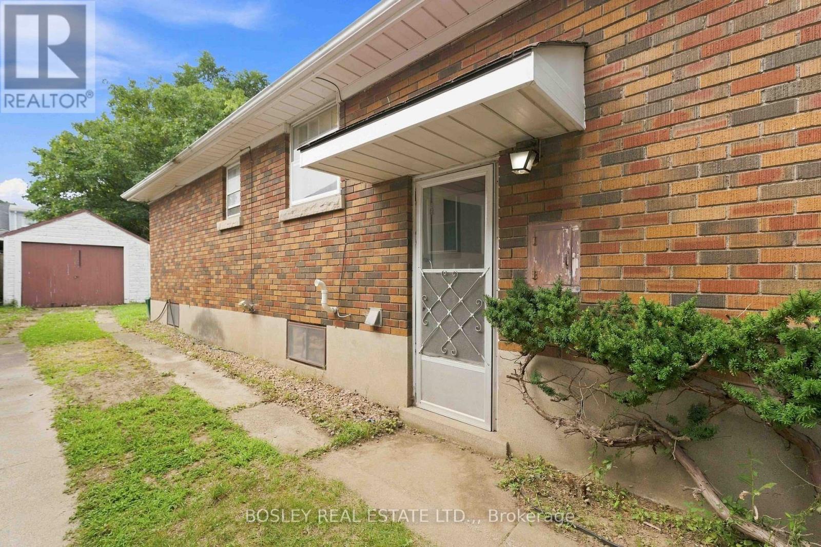 38 Spruce Street, St. Catharines, Ontario  L2R 1B5 - Photo 25 - X13673534