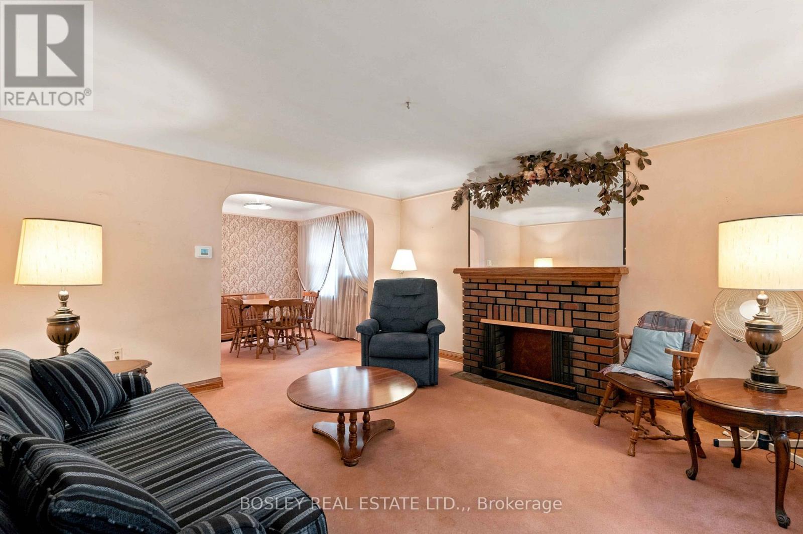 38 Spruce Street, St. Catharines, Ontario  L2R 1B5 - Photo 7 - X13673534