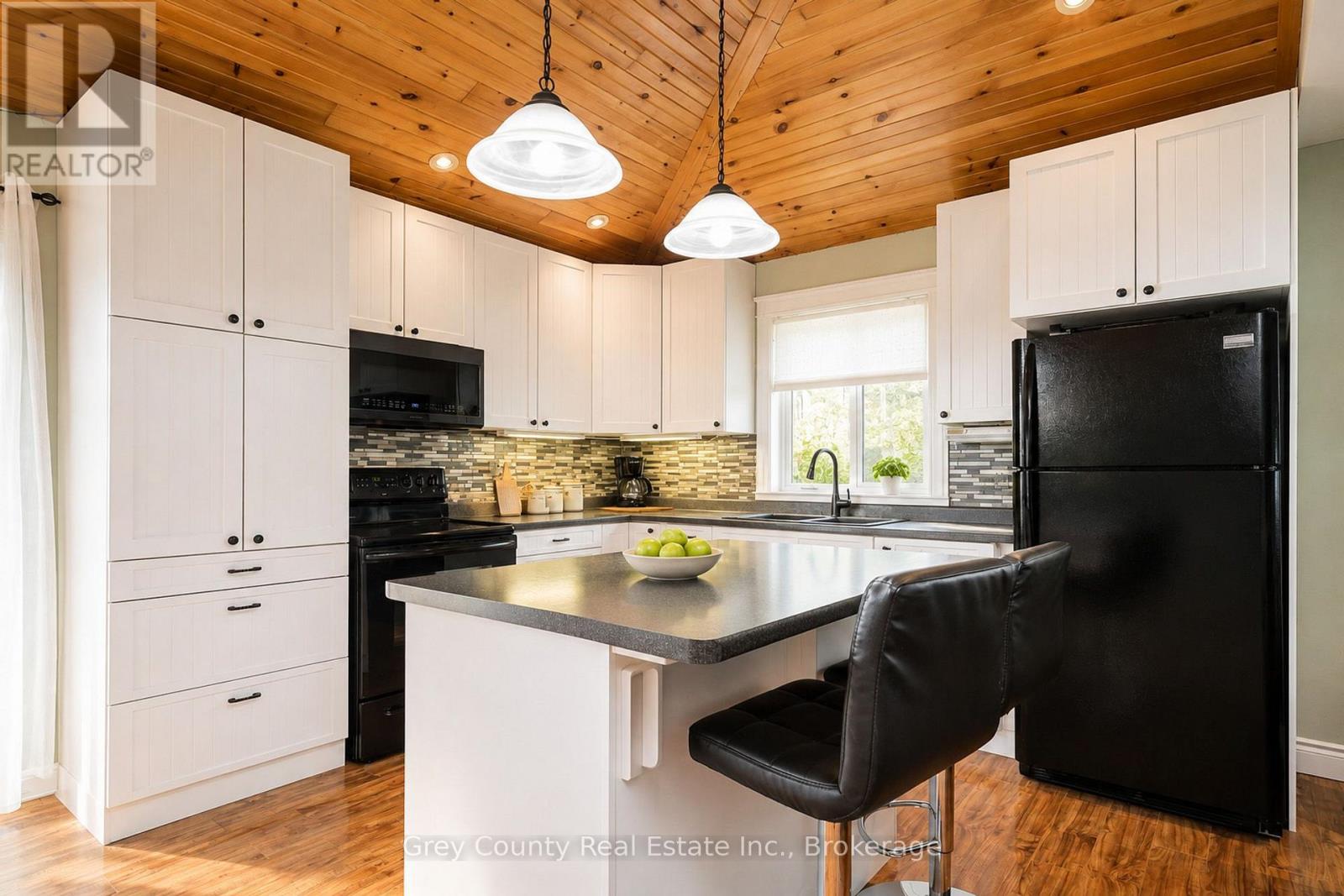 135260 9th Line, Grey Highlands, Ontario  N0C 1H0 - Photo 35 - X13672280